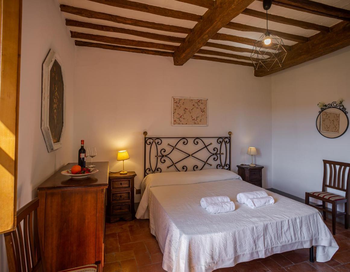 B&B La Torre - Fattoria Di Larniano San Gimignano Bagian luar foto