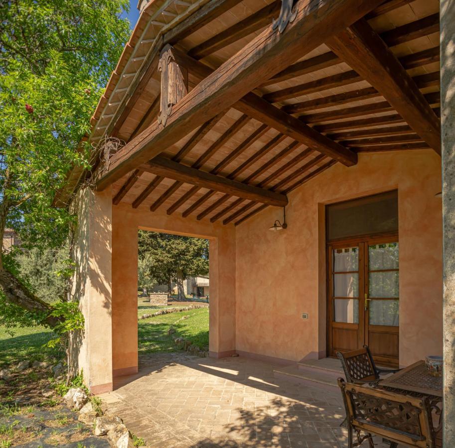 B&B La Torre - Fattoria Di Larniano San Gimignano Bagian luar foto